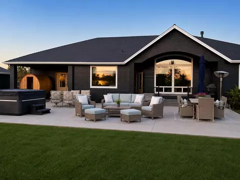 62705 Hamby Rd, Bend, OR 97701