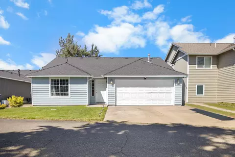 1468 SW 27th St, Redmond, OR 97756