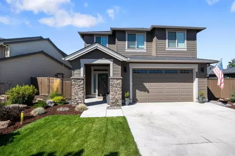 4361 SW 36th St, Redmond, OR 97756