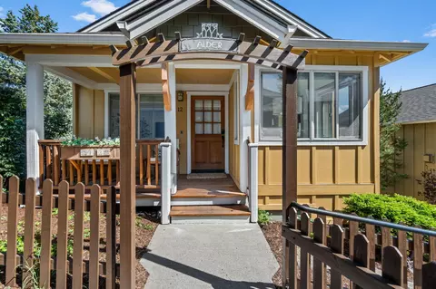 1940 NW Monterey Pines Dr UNIT 12, Bend, OR 97703