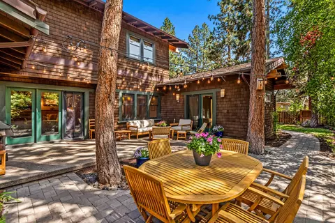 Exterior - 2234 NW High Lakes Loop, Bend, OR 97703 photo 5 of 9