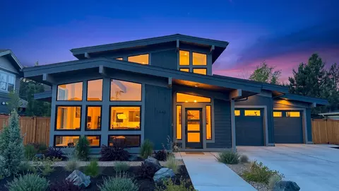 3446 NW Jackwood Pl, Bend, OR 97703