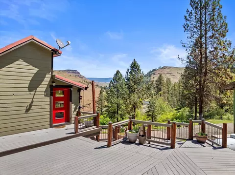 Exterior - 61702 Middle Fork Rd, Long Creek, OR 97856 photo 2 of 7