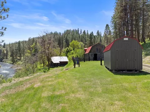Exterior - 61702 Middle Fork Rd, Long Creek, OR 97856 photo 3 of 7