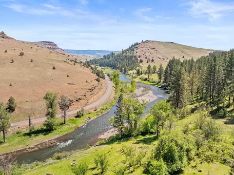 View/Area - 61702 Middle Fork Rd, Long Creek, OR 97856 photo 5 of 9