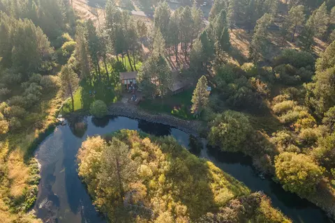View/Area - 53606 Bridge Dr, La Pine, OR 97739 photo 1 of 4