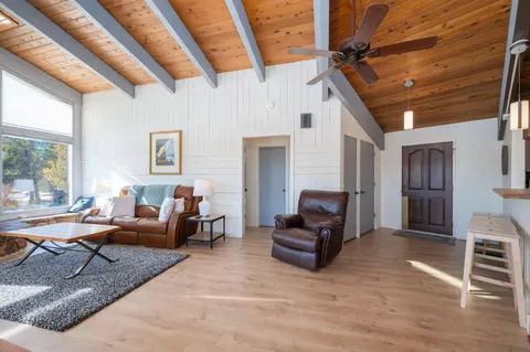 Living - 53606 Bridge Dr, La Pine, OR 97739 photo 2 of 6