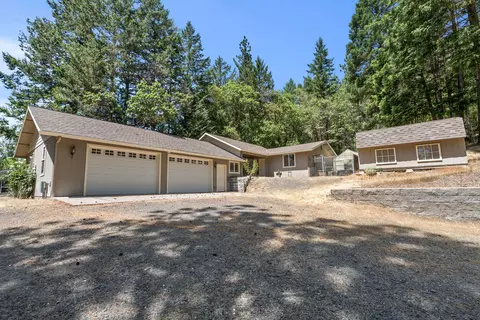 11020 N Applegate Rd, Grants Pass, OR 97527