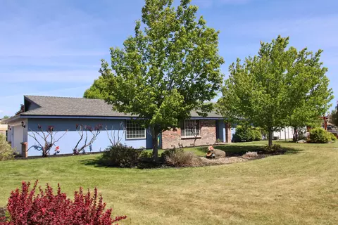 6301 Harlan Dr, Klamath Falls, OR 97603