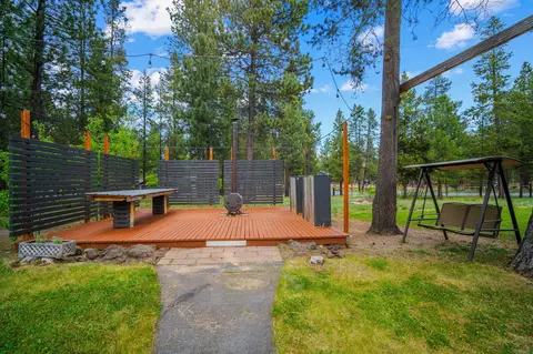 Exterior - 55965 Blue Eagle Rd, Bend, OR 97707 photo 10 of 12
