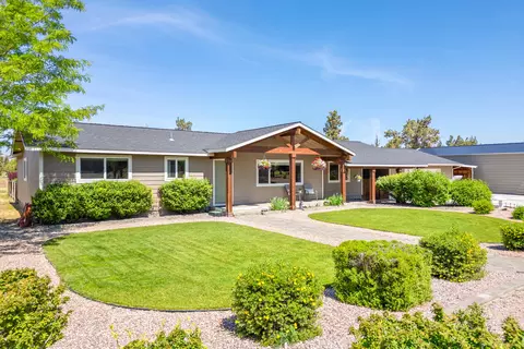 22820 Abilene Ct, Bend, OR 97701