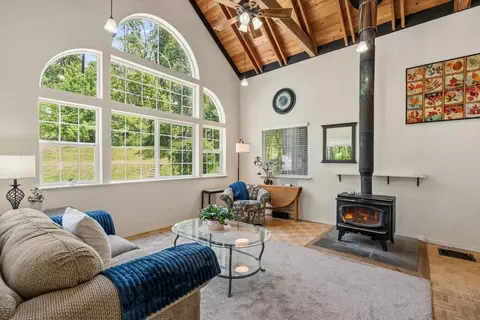 Living - 3268 Humbug Creek Rd, Applegate, OR 97530 photo 1 of 2