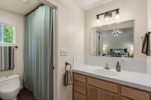 Bath - 3268 Humbug Creek Rd, Applegate, OR 97530 photo 2 of 3