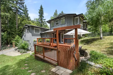 Exterior - 3268 Humbug Creek Rd, Applegate, OR 97530 photo 2 of 11