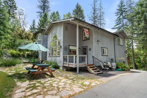 Exterior - 3268 Humbug Creek Rd, Applegate, OR 97530 photo 4 of 11