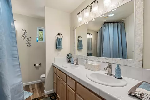 Bath - 3268 Humbug Creek Rd, Applegate, OR 97530 photo 3 of 3