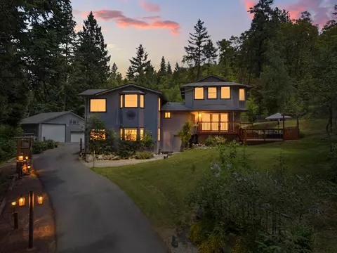 Exterior - 3268 Humbug Creek Rd, Applegate, OR 97530 photo 10 of 11