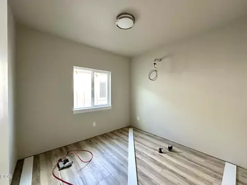 Bedroom - 313 E Rapp Rd, Talent, OR 97540 photo 2 of 2