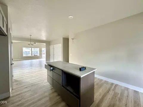 Kitchen - 313 E Rapp Rd, Talent, OR 97540 photo 5 of 5