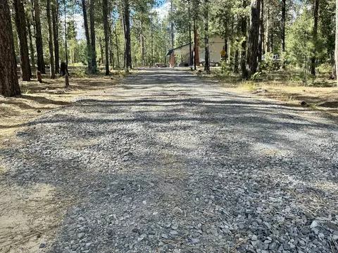 Exterior - 51829 Pine Loop Dr, La Pine, OR 97739 photo 10 of 10