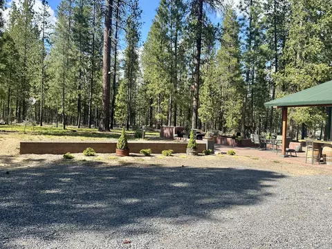 Exterior - 51829 Pine Loop Dr, La Pine, OR 97739 photo 8 of 10