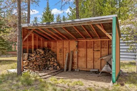 Exterior - 16765 Pine Pl, La Pine, OR 97739 photo 10 of 10