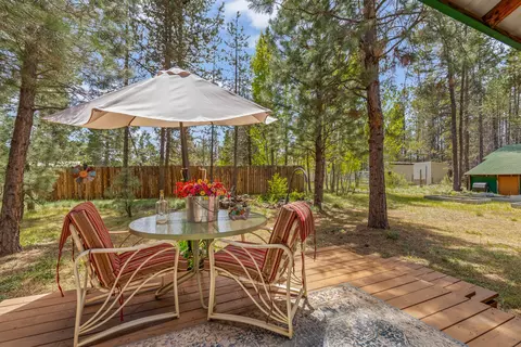 Exterior - 16765 Pine Pl, La Pine, OR 97739 photo 2 of 10