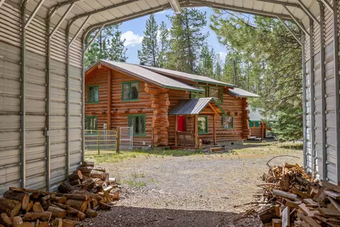 Exterior - 16765 Pine Pl, La Pine, OR 97739 photo 8 of 10