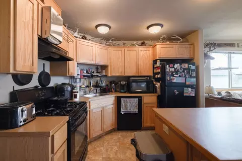 Kitchen - 20085 Sally Ct, Bend, OR 97702 photo 5 of 5