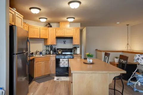 Kitchen - 20085 Sally Ct, Bend, OR 97702 photo 2 of 5