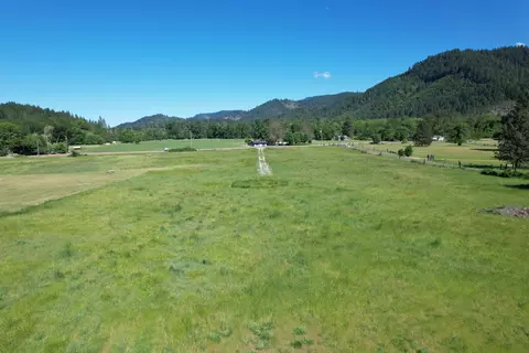 0 Junction Rd, Glendale, OR 97442 photo 4
