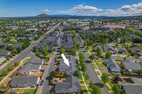View/Area - 63172 Lancaster St, Bend, OR 97701 photo 7 of 8