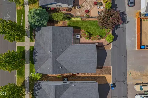 View/Area - 63172 Lancaster St, Bend, OR 97701 photo 1 of 8