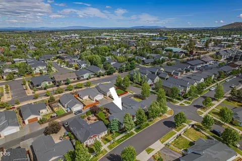 View/Area - 63172 Lancaster St, Bend, OR 97701 photo 8 of 8