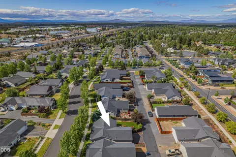 View/Area - 63172 Lancaster St, Bend, OR 97701 photo 2 of 8