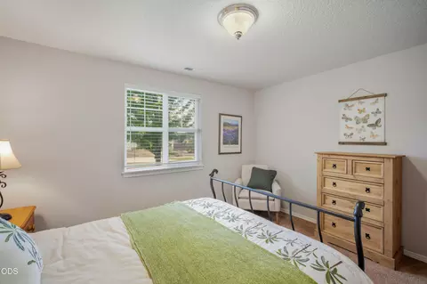 Bedroom - 63172 Lancaster St, Bend, OR 97701 photo 9 of 10