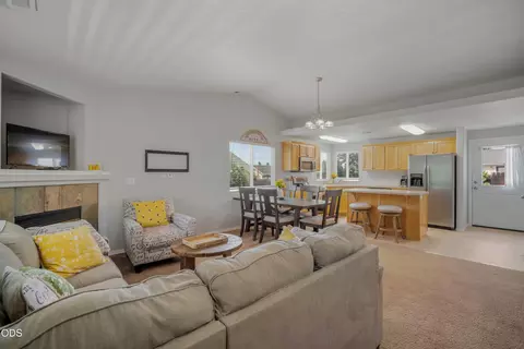 Living - 63172 Lancaster St, Bend, OR 97701 photo 1 of 3