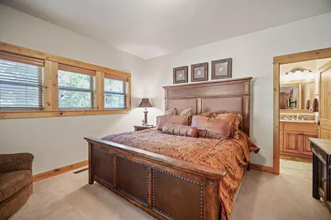 Bedroom - 56689 Dancing Rock Loop, Bend, OR 97707 photo 3 of 7
