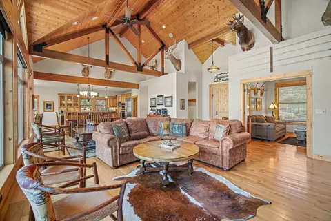 56689 Dancing Rock Loop, Bend, OR 97707