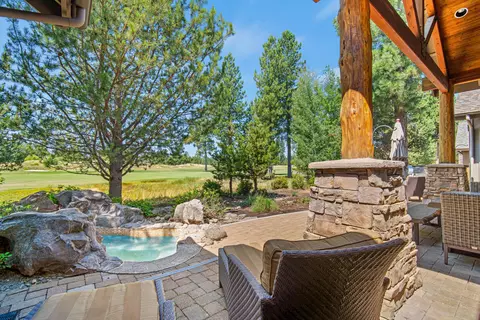 Exterior - 56689 Dancing Rock Loop, Bend, OR 97707 photo 5 of 7