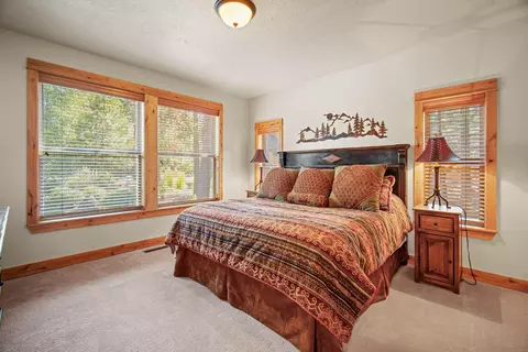 Bedroom - 56689 Dancing Rock Loop, Bend, OR 97707 photo 5 of 7