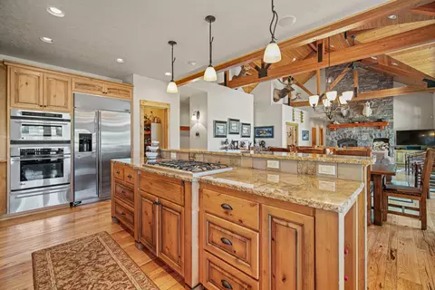 Kitchen - 56689 Dancing Rock Loop, Bend, OR 97707 photo 2 of 5