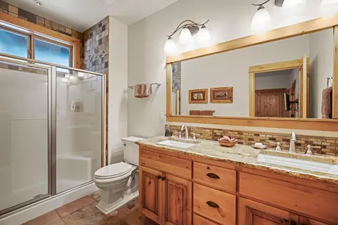 Bath - 56689 Dancing Rock Loop, Bend, OR 97707 photo 5 of 7