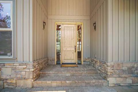 Entry Way - 56689 Dancing Rock Loop, Bend, OR 97707 photo 1 of 2