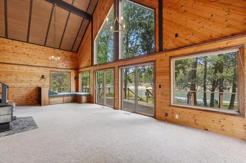 Living - 56446 Eclipse Dr, Bend, OR 97707 photo 4 of 6