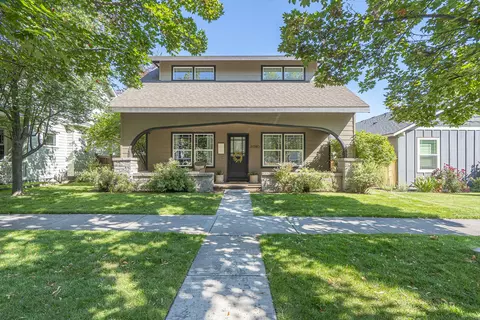 21380 Oakview Dr #N/A, Bend, OR 97701
