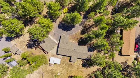 View/Area - 50868 Doe Loop, La Pine, OR 97739 photo 1 of 7
