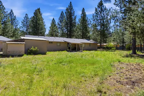 Exterior - 50868 Doe Loop, La Pine, OR 97739 photo 12 of 14