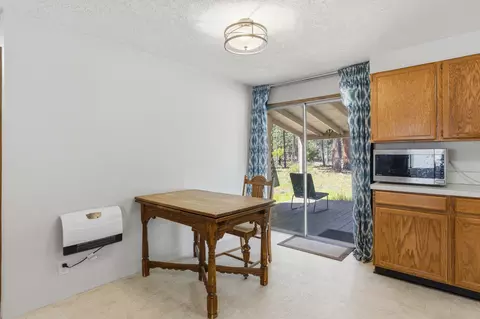 Dining - 50868 Doe Loop, La Pine, OR 97739 photo 1 of 1