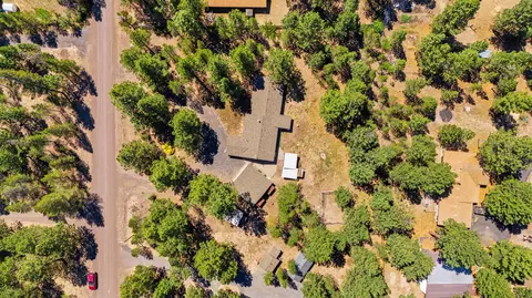 View/Area - 50868 Doe Loop, La Pine, OR 97739 photo 5 of 7